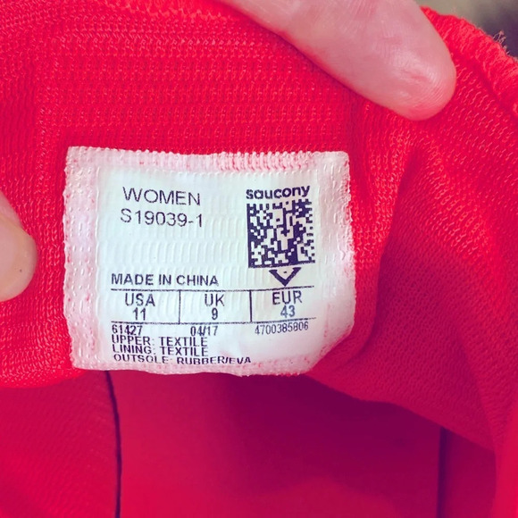 EUC Saucony Carrera XC3 Women’s Spikes in fluorescent green and orange size 11 - Picture 8 of 10